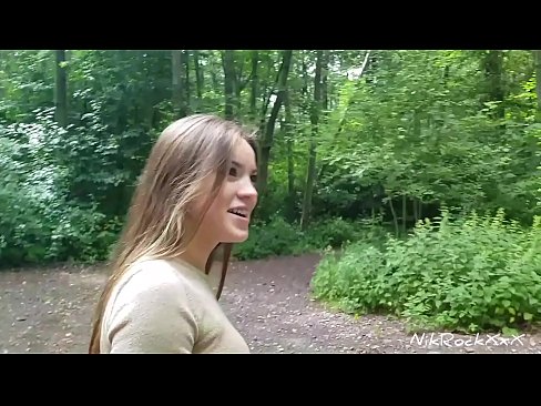 ❤️ Jag föreslog Evelina att vi skulle knulla på en offentlig plats! Hon sa ja. Sedan knullade jag henne i röven och sprutade i hennes mun. Sedan pissade hon på sig själv. ☑ Porno fb at sv.eviewporn-com.ru ﹏