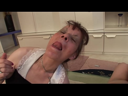 ❤️ Två mormödrar och en farfar har en trekant ☑ Porno fb at sv.eviewporn-com.ru ﹏