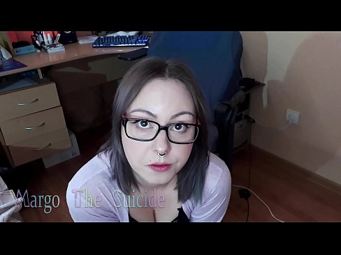 ❤️ Sexig tjej med glasögon suger Dildo djupt på kamera ☑ Porno fb at sv.eviewporn-com.ru ﹏